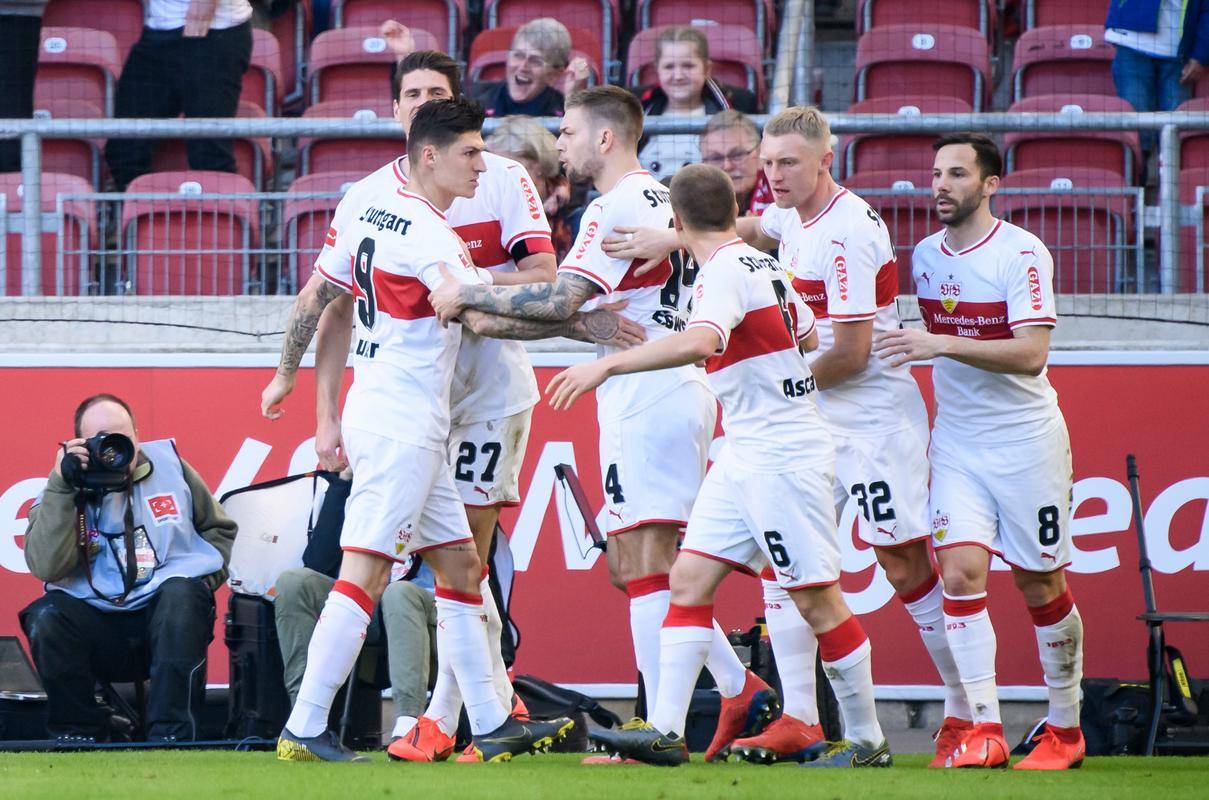 开元官网-包含斯图加特窗口期调整名单，志在德甲名次提升，信心回归，赛季目标并未改变的词条