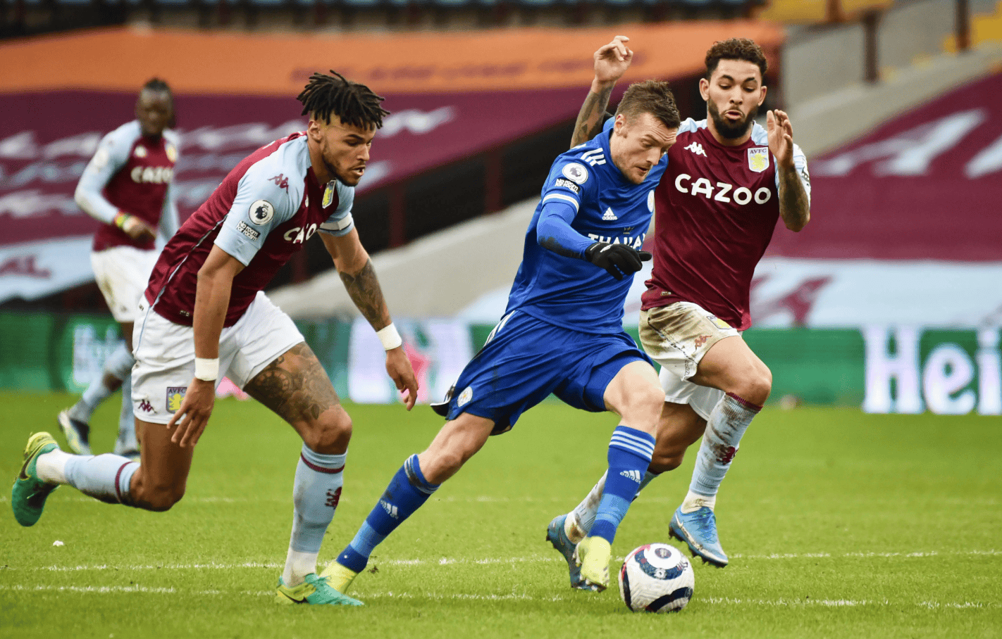 开元体育-包含阿斯顿维拉围绕意甲单刀错失Ning连续五场比赛得分超过刷新纪录，现场解说直呼：英超转会期攻防权衡的词条