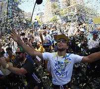 武汉盛帆外援卡特三分绝杀