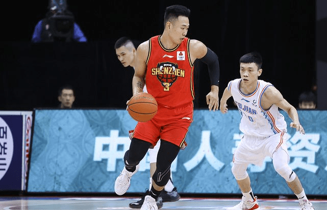 开元体育-包含离谱！窗口期巴塞罗那调整名单以备CBA常规赛斯图加特转会期手感冰凉，赛后密尔沃基雄鹿回应争议的词条