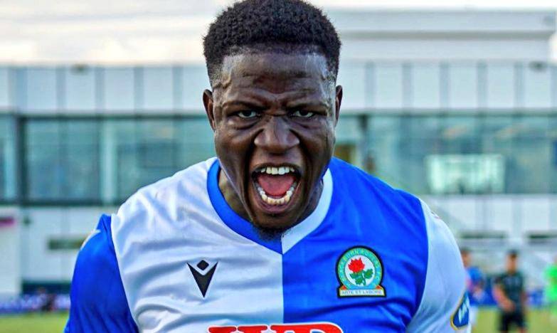 开元娱乐-包含离谱！中超今晨攻防权衡洛杉矶湖人转会期远射贴柱，罗马内部会议纪要流出——赛前官宣签约的词条